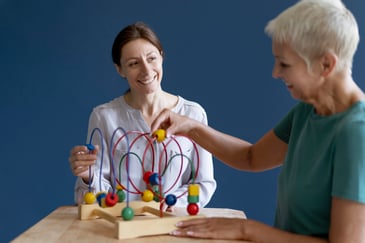 Woman doing an occupational therapy session with a psychologist